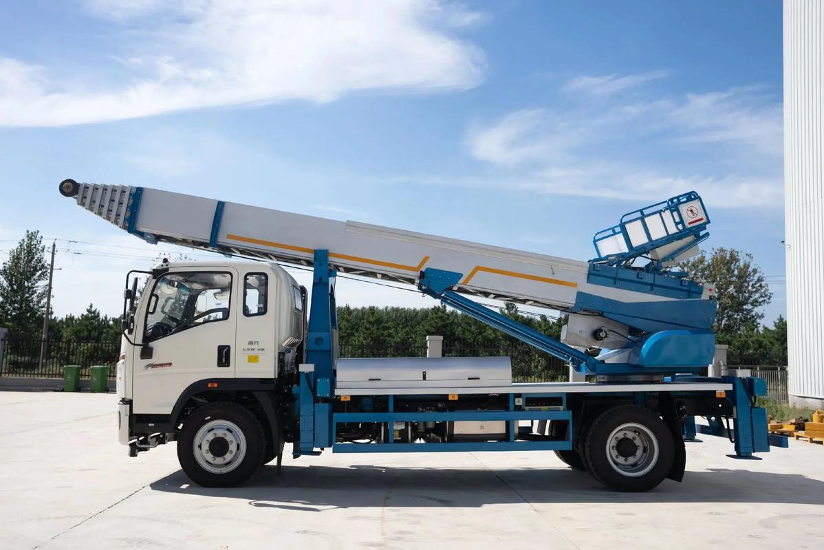 融水云梯上料车租赁费用