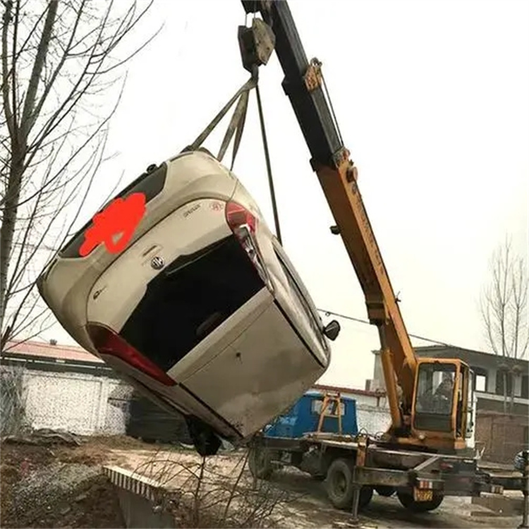 融水随时待命，吊车24小时道路救援服务全解析